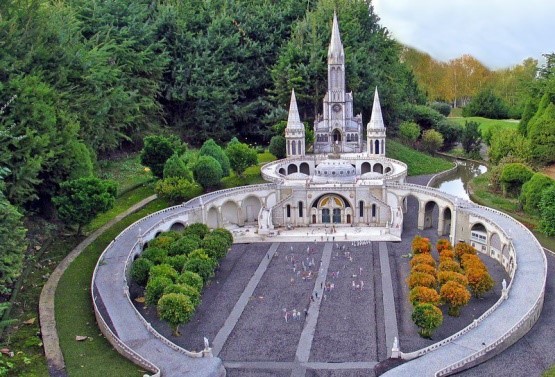 Pellegrinaggio a Lourdes dal 10 al 15 settembre 2021- 6 gg. hotel 3*s.-bevande comprese e Tasse+Assicurazione Medico no stop + bagaglio